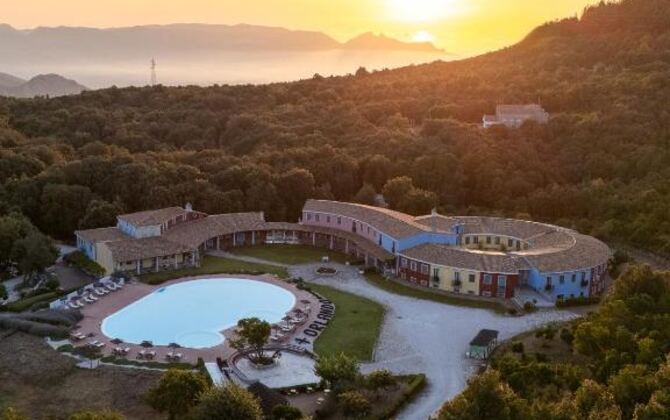 Orlando Hotel Sardegna - Villagrande Strisaili